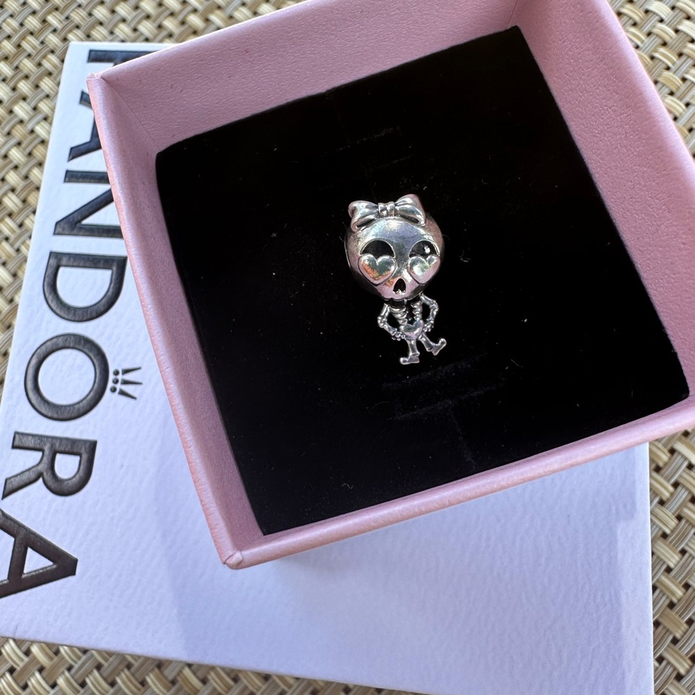 Pandora Skeleton Girl